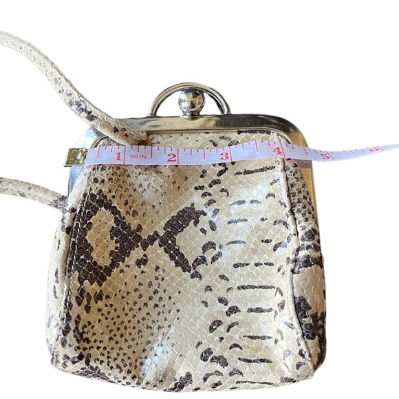 Simard Leather Shoulder Coin Purse - Picture 5 of 8